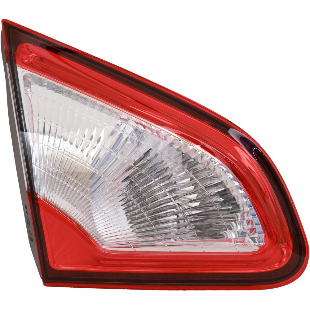 Feux arriere pour Nissan